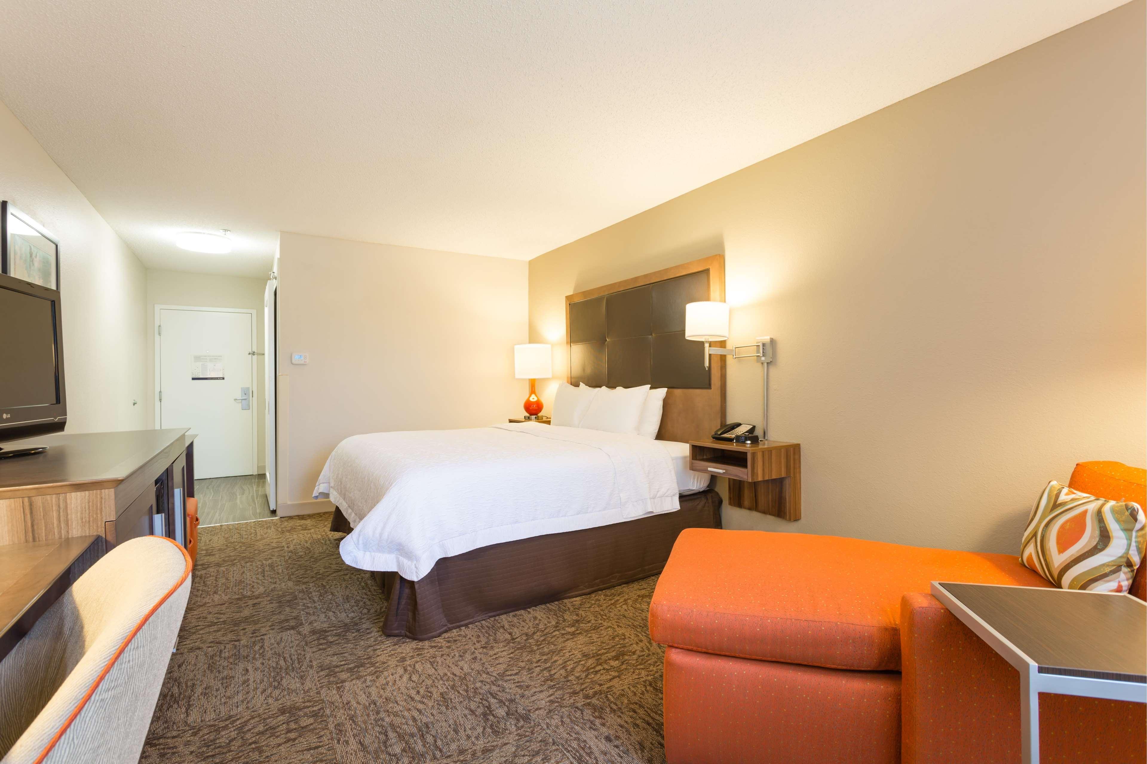 Hampton Inn Havelock Exterior photo